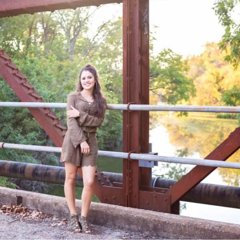 Jessica Simpson Romper With Lace Up Front - Picture 11 of 11